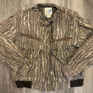 🦌Trophy Club🦌 Vintage Camouflage Jacket